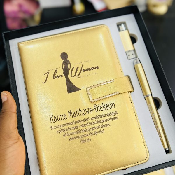 Engraved book, pen and flash set