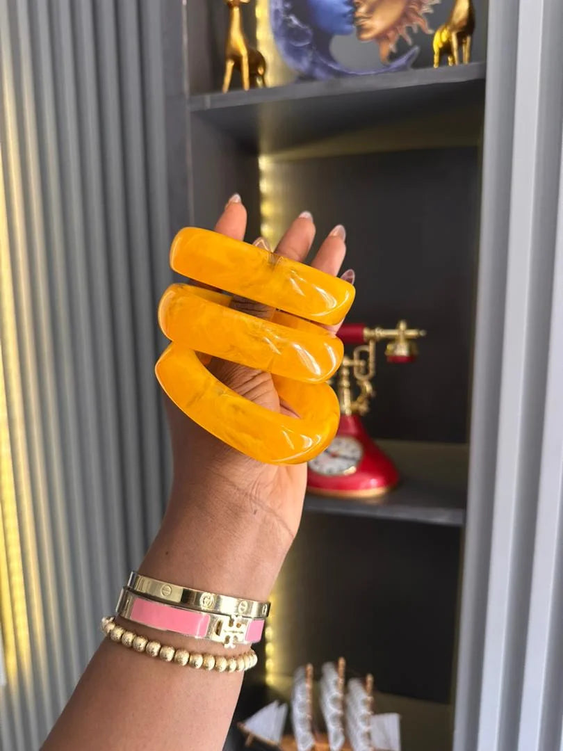 Baddie resin bracelet