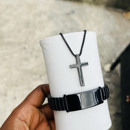 Engraved black black combo