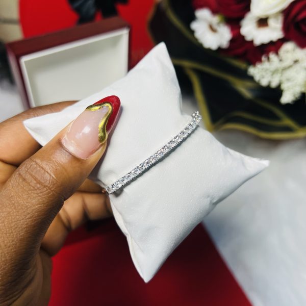 Amari moissanite tennis bracelet