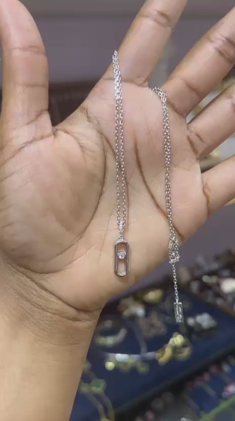 Minimalist jewellery