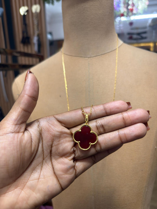 Luxury Alhambra Clover necklace