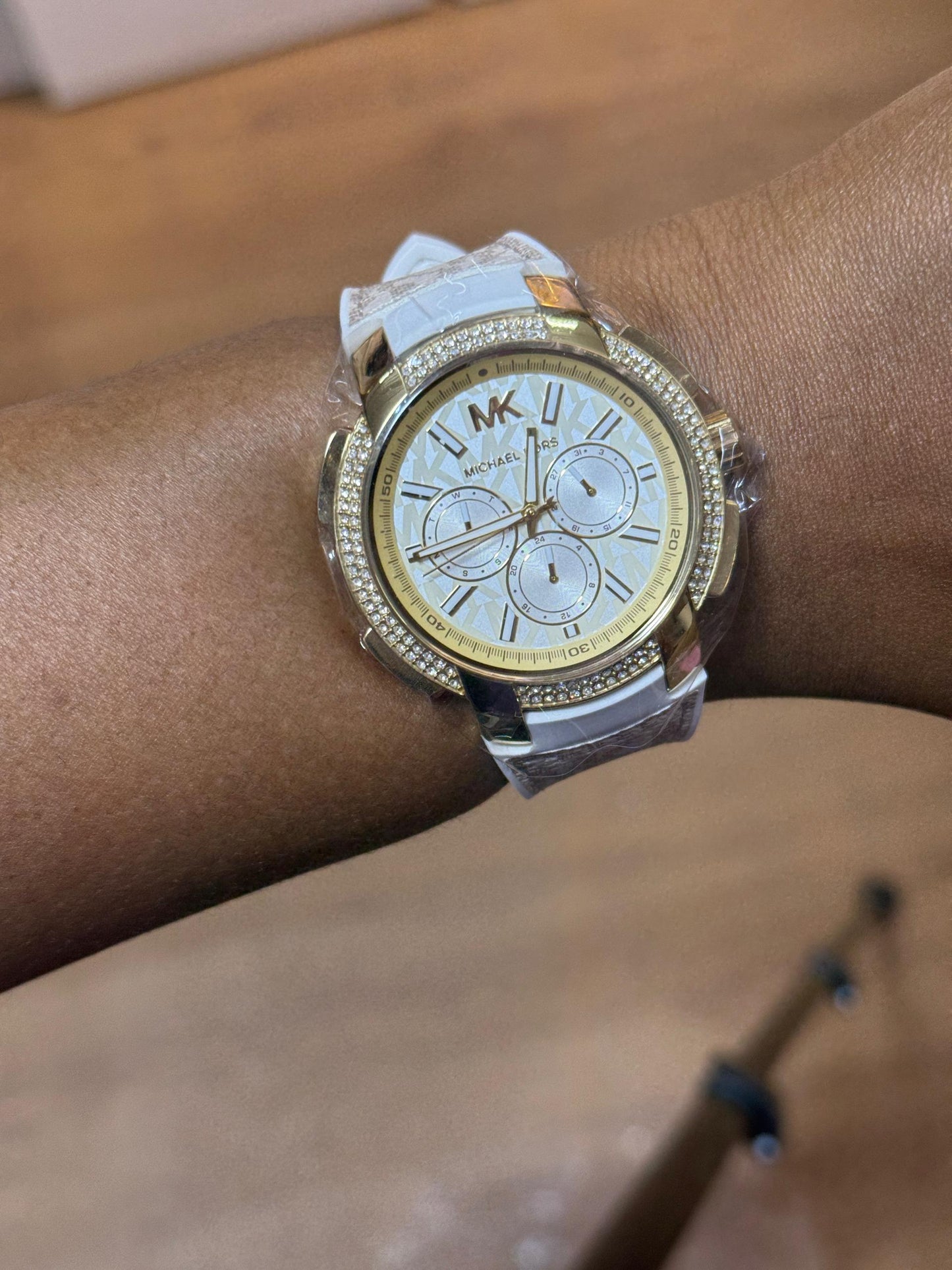 [Box fresh]Michael Kors Oversized Sydney Pavé Gold-Tone and Logo Watch